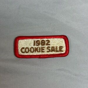 Vintage Girl Scouts Cookie Sale 1982‎ Patch